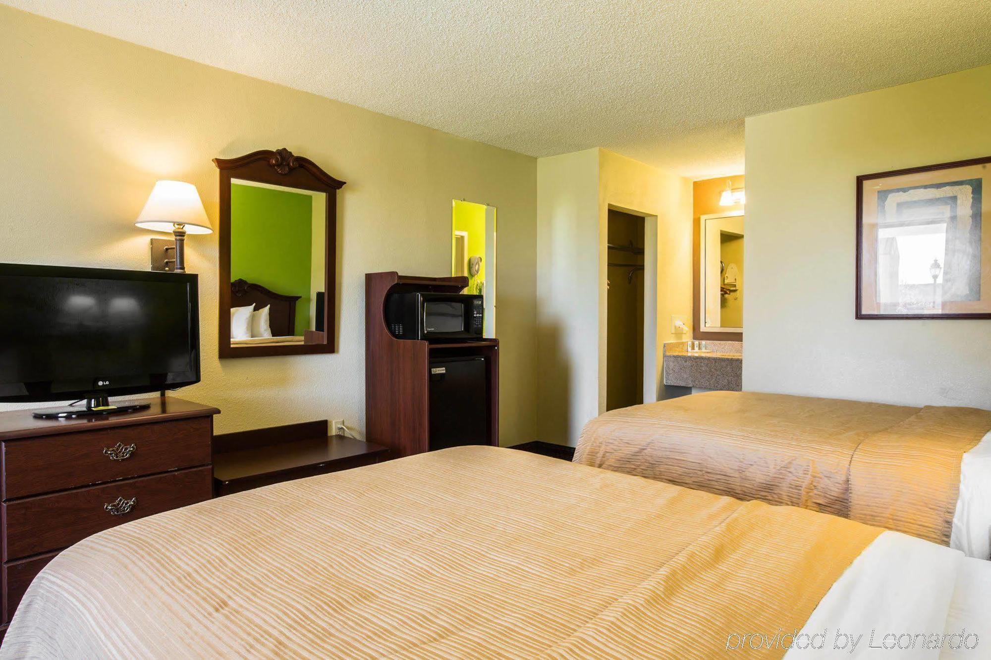 Days Inn By Wyndham Mocksville Esterno foto