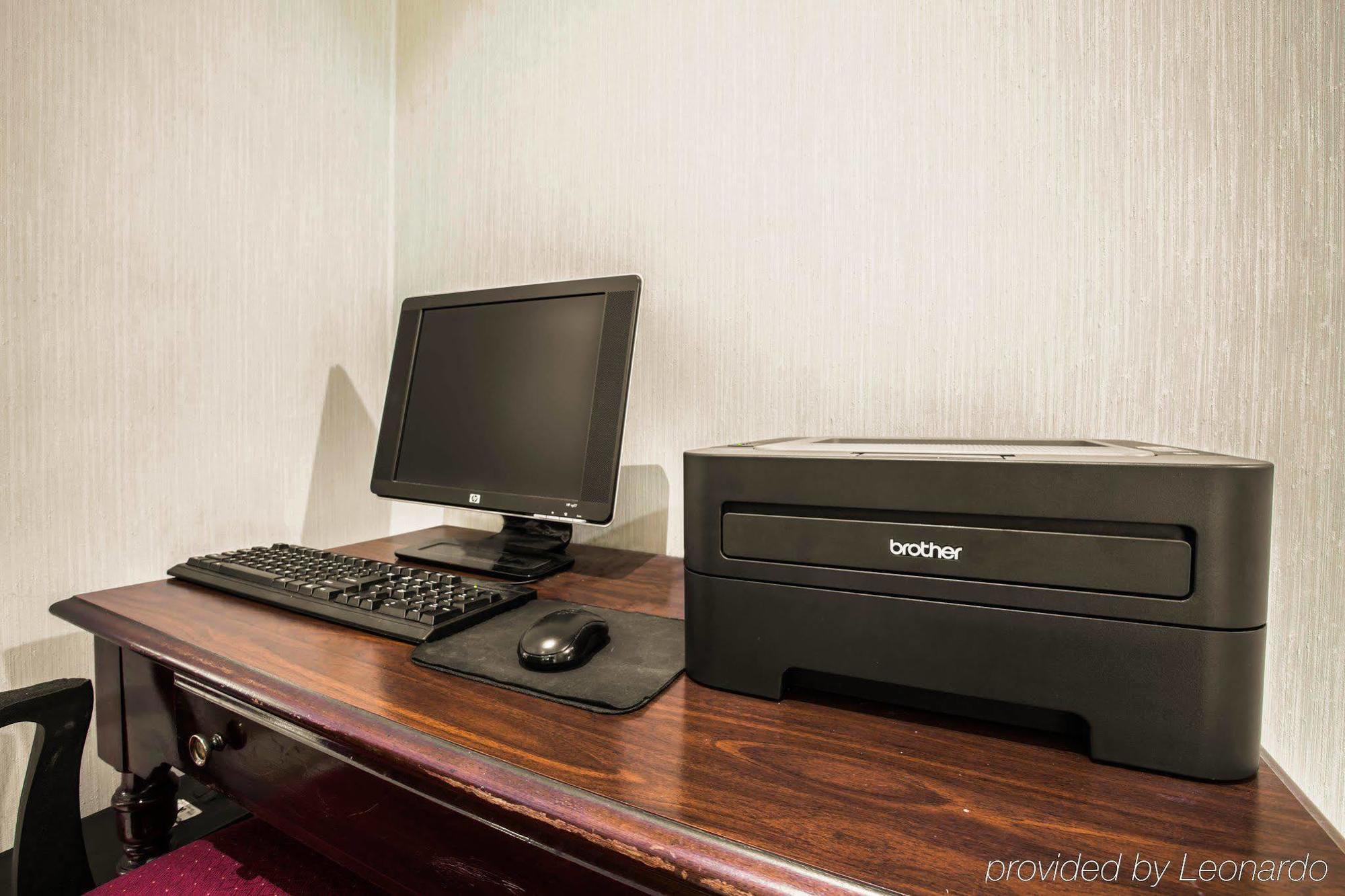 Days Inn By Wyndham Mocksville Esterno foto
